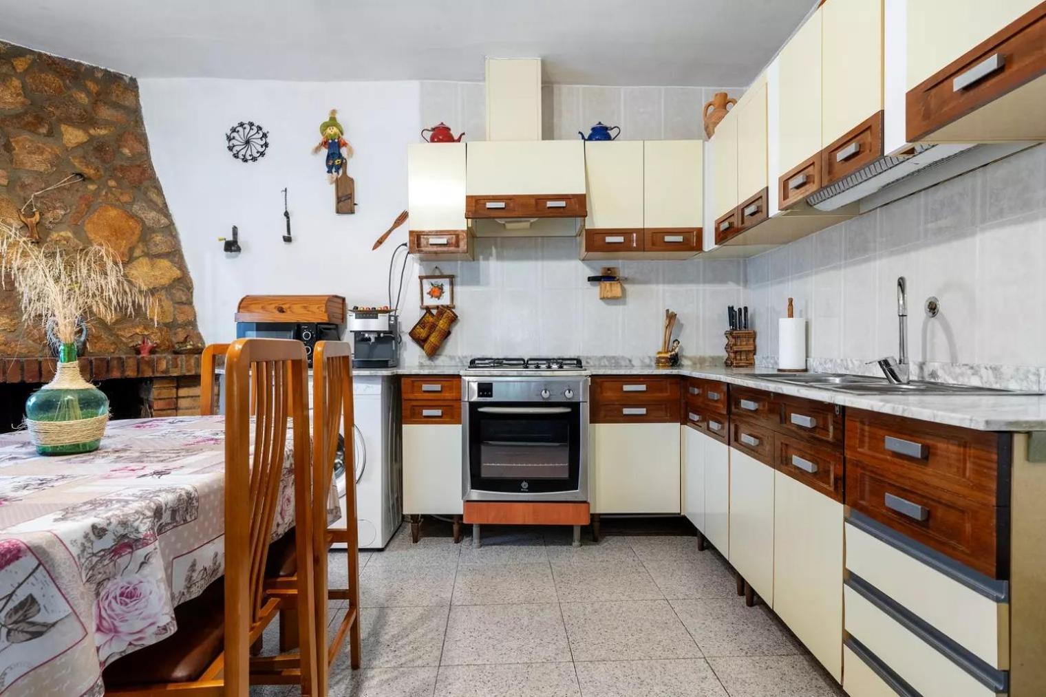 La Caseta Dels Iaios